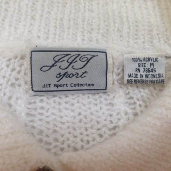 J.L.T. Sport Collection Sweater, Size M, 100% Acrylic - Picture 6 of 6